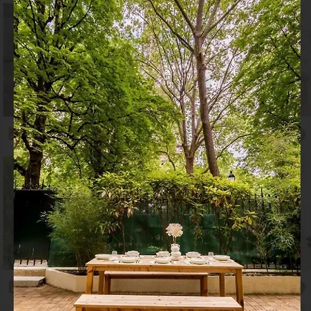 Eiffel's Secret Garden *